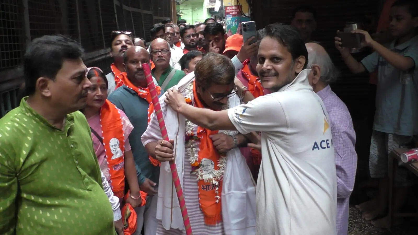 &nbsp;बिंदु माधव वार्ड में नीलकंठ तिवारी ने सुनीं जनसमस्याएं, अधिकारियों को दिए निर्देश