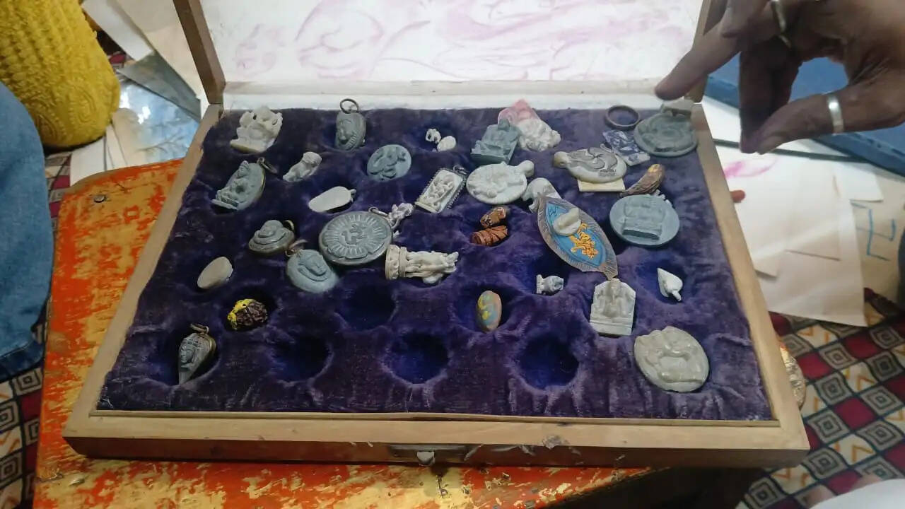 123
