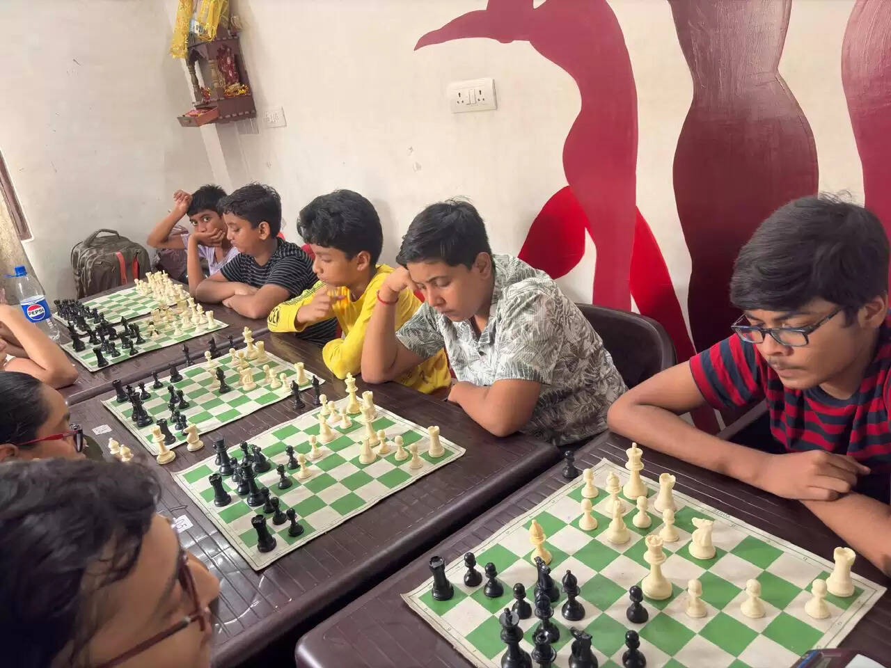 वाराणसी में द्वितीय रैपिड चेस प्रतियोगिता सम्पन्न, अंतरराष्ट्रीय शतरंज खिलाड़ियों ने किया प्रतिभाग