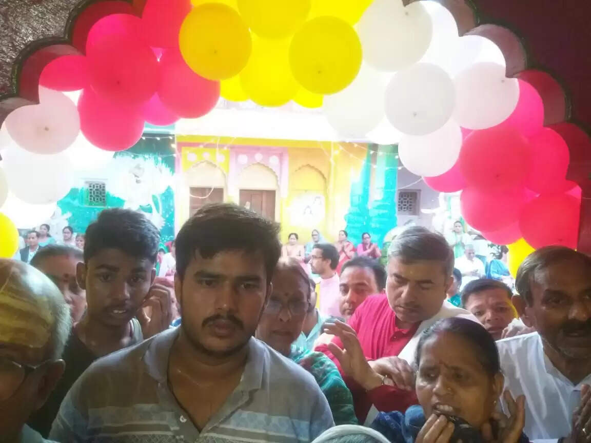 वाराणसी: नरसिंह जयंती पर जगन्नाथ मंदिर में विशेष पूजन और भजन, भक्त प्रह्लाद की रक्षा करने वाले भगवान नरसिंह को किया नमन