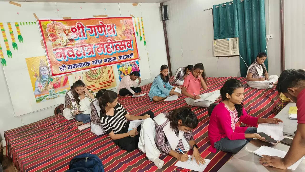 श्री रामतारका आंध्रा आश्रम में गणेश नवरात्रि के अवसर पर सामान्य ज्ञान प्रतियोगिता का भव्य आयोजन