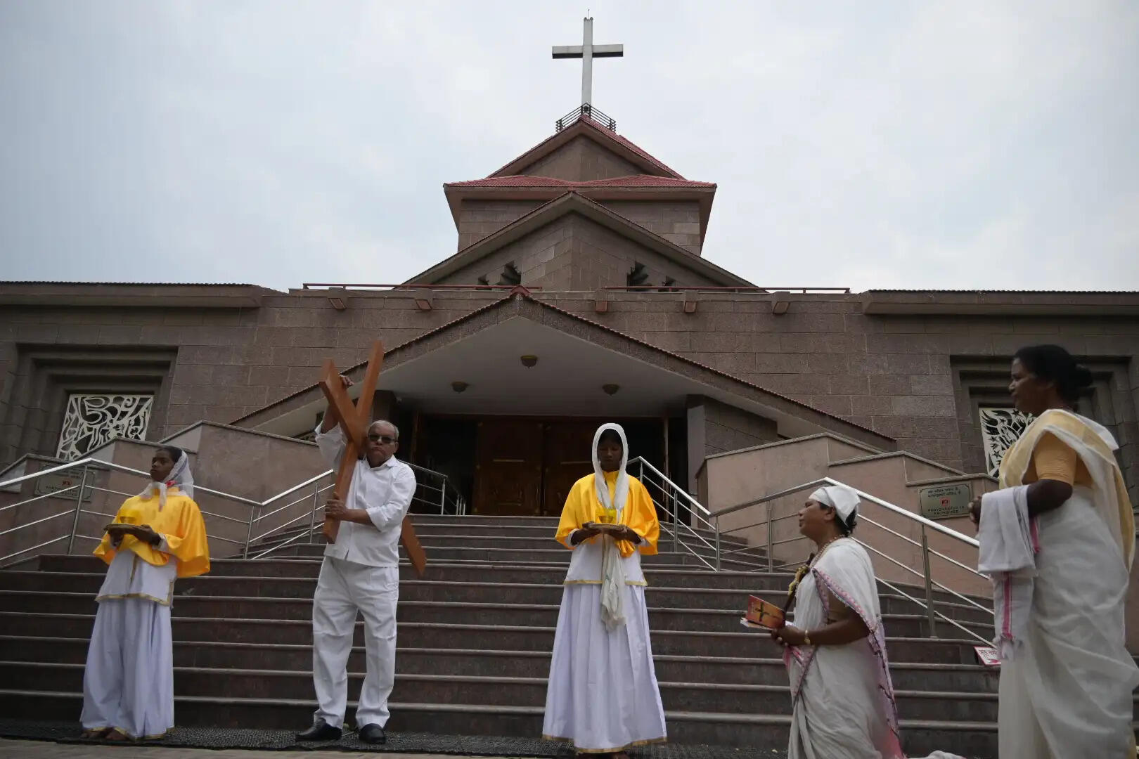 &nbsp;गुड फ्राइडे पर काशी में गूंजीं प्रार्थनाएं, यीशु मसीह के बलिदान को किया नमन