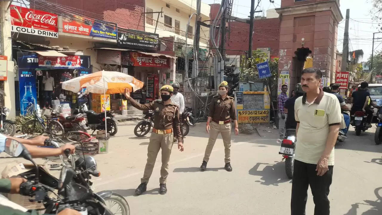 varanasi lady police