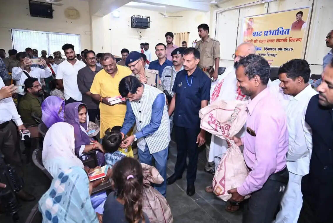 योगी सरकार सतर्क, कई जिलों में 6 सितंबर तक भारी बारिश-बाढ़ का पूर्वानुमान