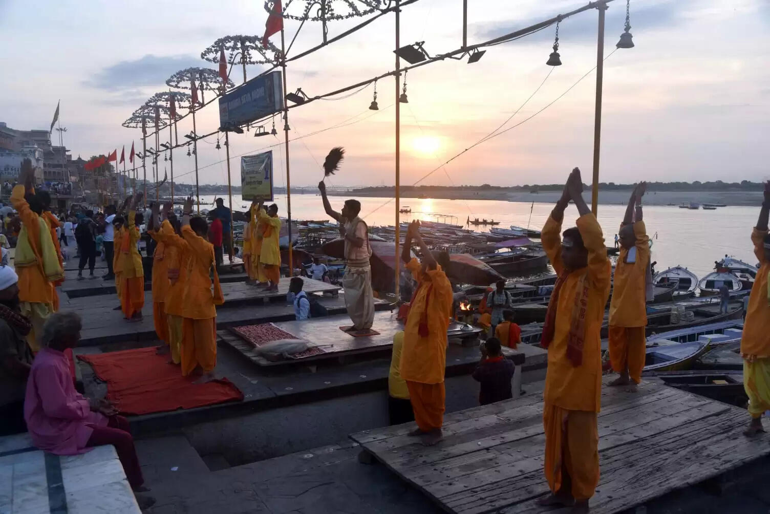 Ganga Seva Nidhi did special morning Ganga Aarti, Batuks did Surya Namaskar together
