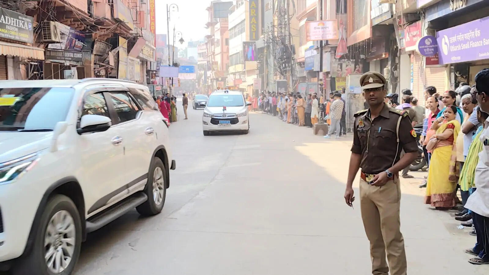  देव दीपावली पर ग्रामीण क्षेत्रों के शिवालयों, कुण्डों और तालाबों पर जले दीप
