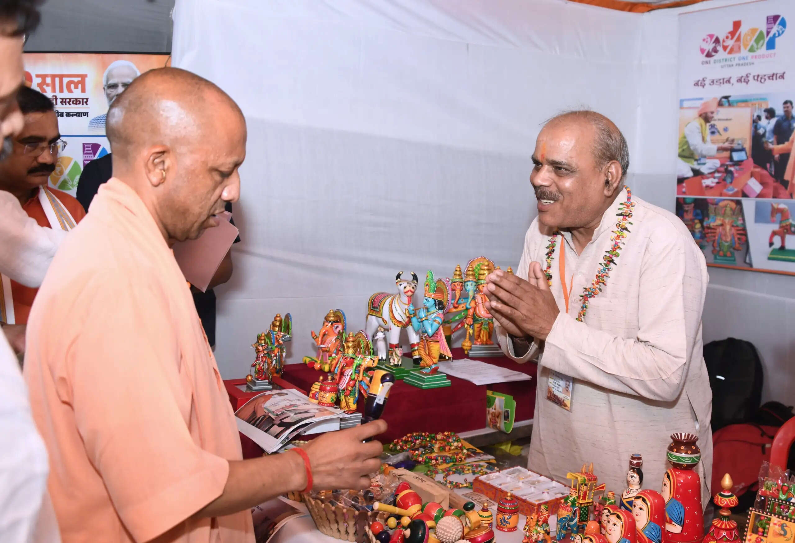  बाबा विश्वनाथ व मां गंगा ने पीएम मोदी को दिया गरीबों की पीड़ा समाप्त करने का सामर्थ्यः मुख्यमंत्री
