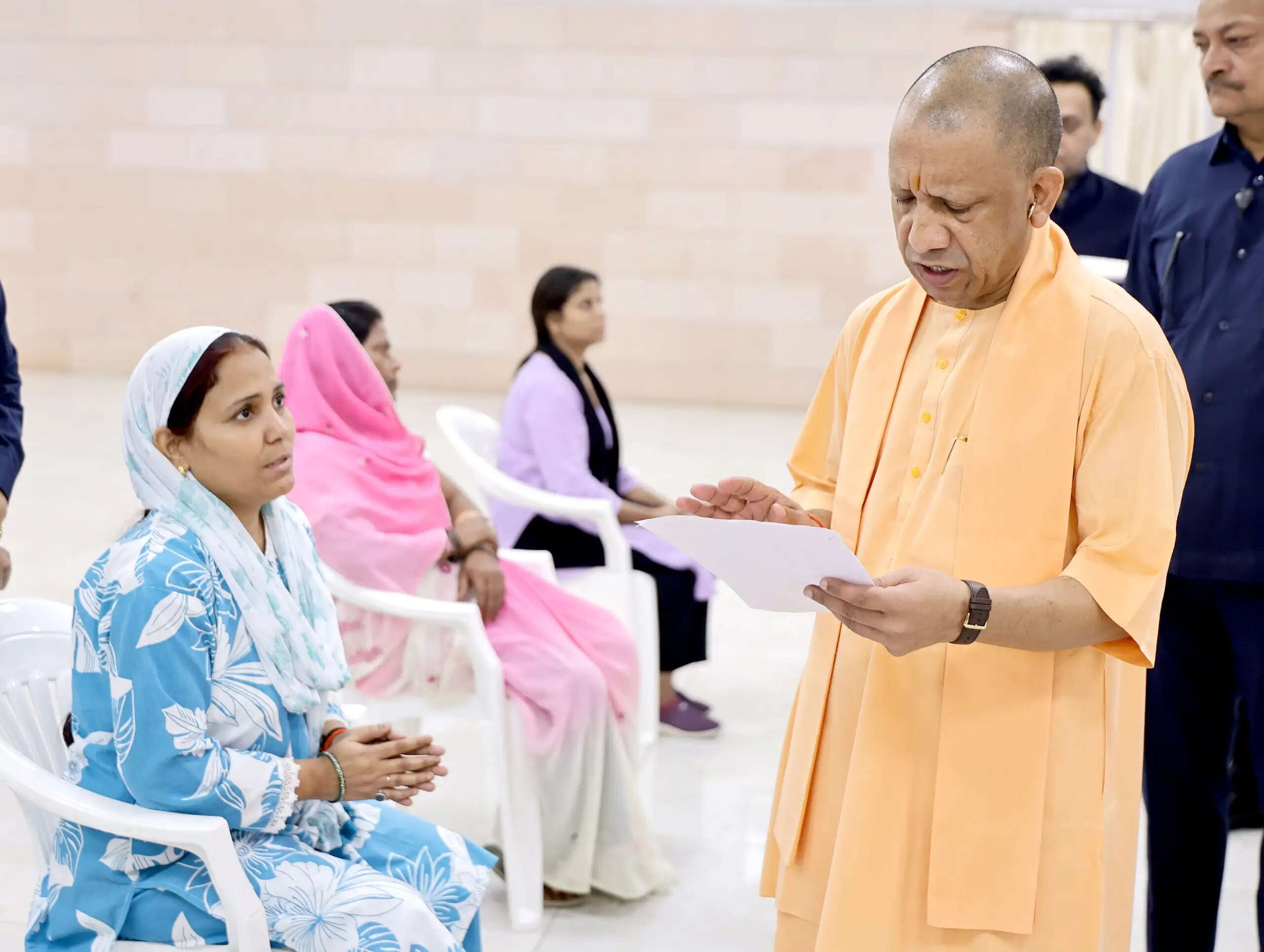 'नर सेवा-नारायण सेवा' के भाव से जनसेवा कर रही सरकार: मुख्यमंत्री