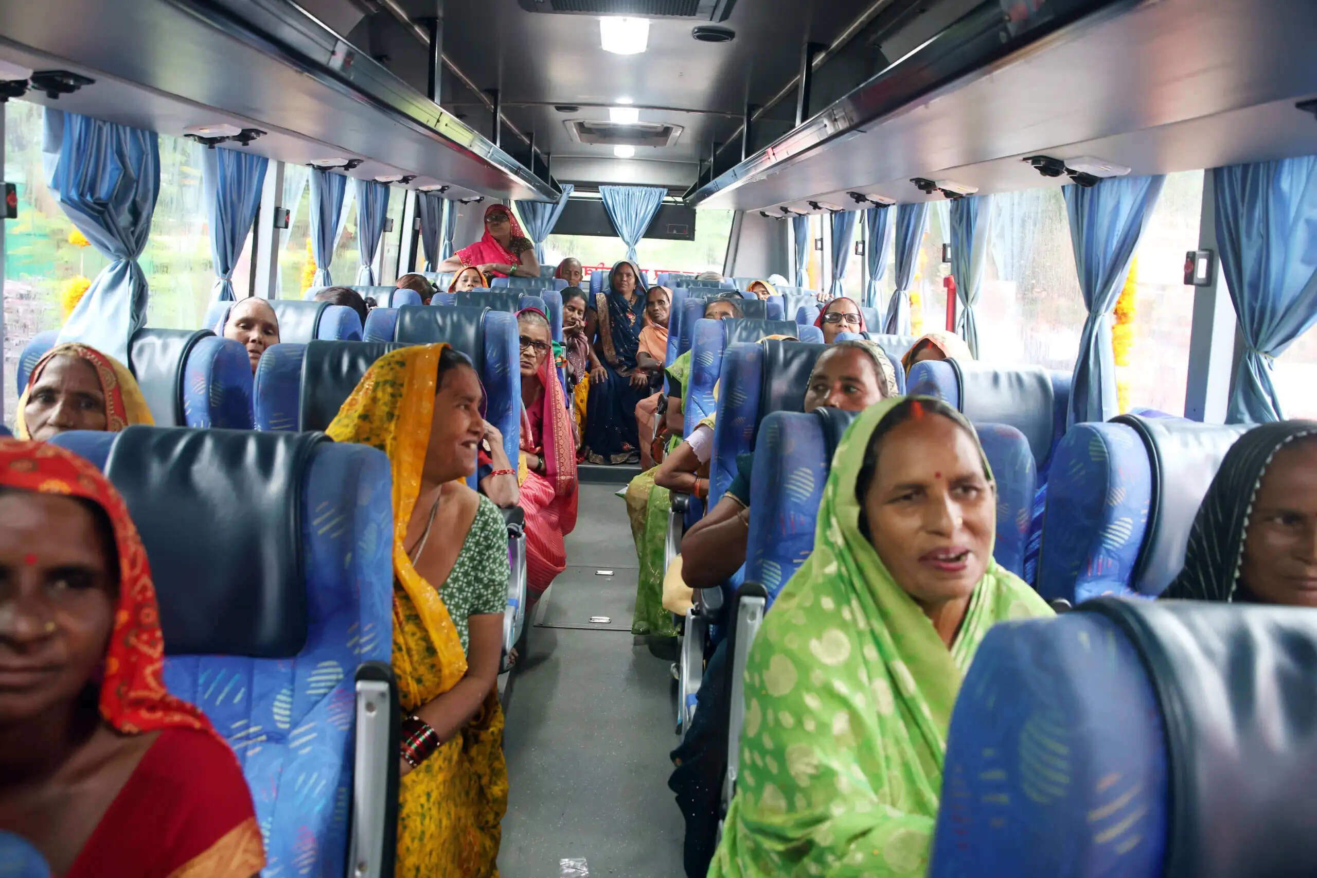 &nbsp;  स्नातक में पढ़ने वाली 50 हजार बेटियों को स्कूटी अक्टूबर-नवंबर में: मुख्यमंत्री