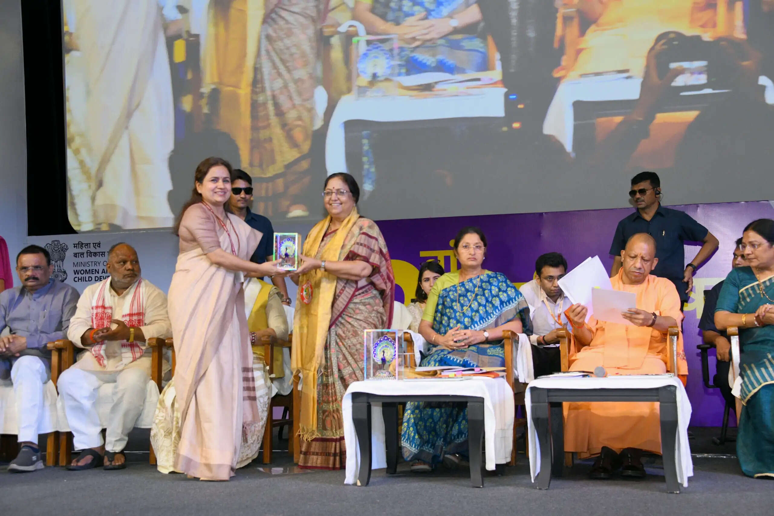 2017 से पहले पोषाहार आपूर्ति में शामिल था शराब माफिया, तीन-तीन महीने नहीं पहुंचता था राशन: सीएम योगी
