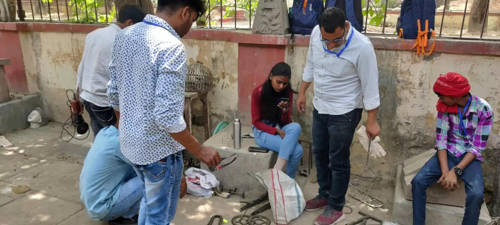 Four-day scrap art workshop started in the Faculty of Visual Arts