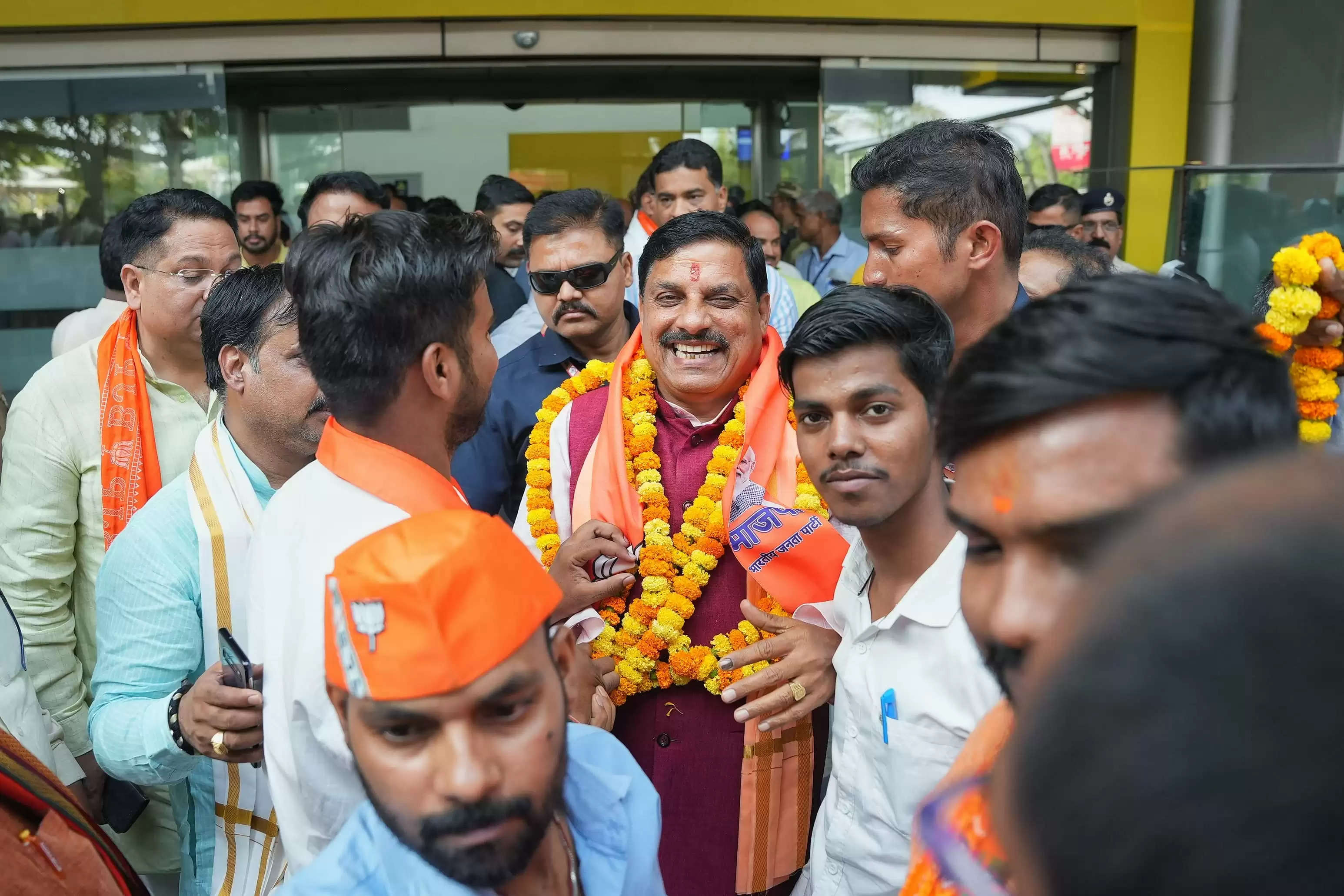 Mohan Yadav in Varanasi