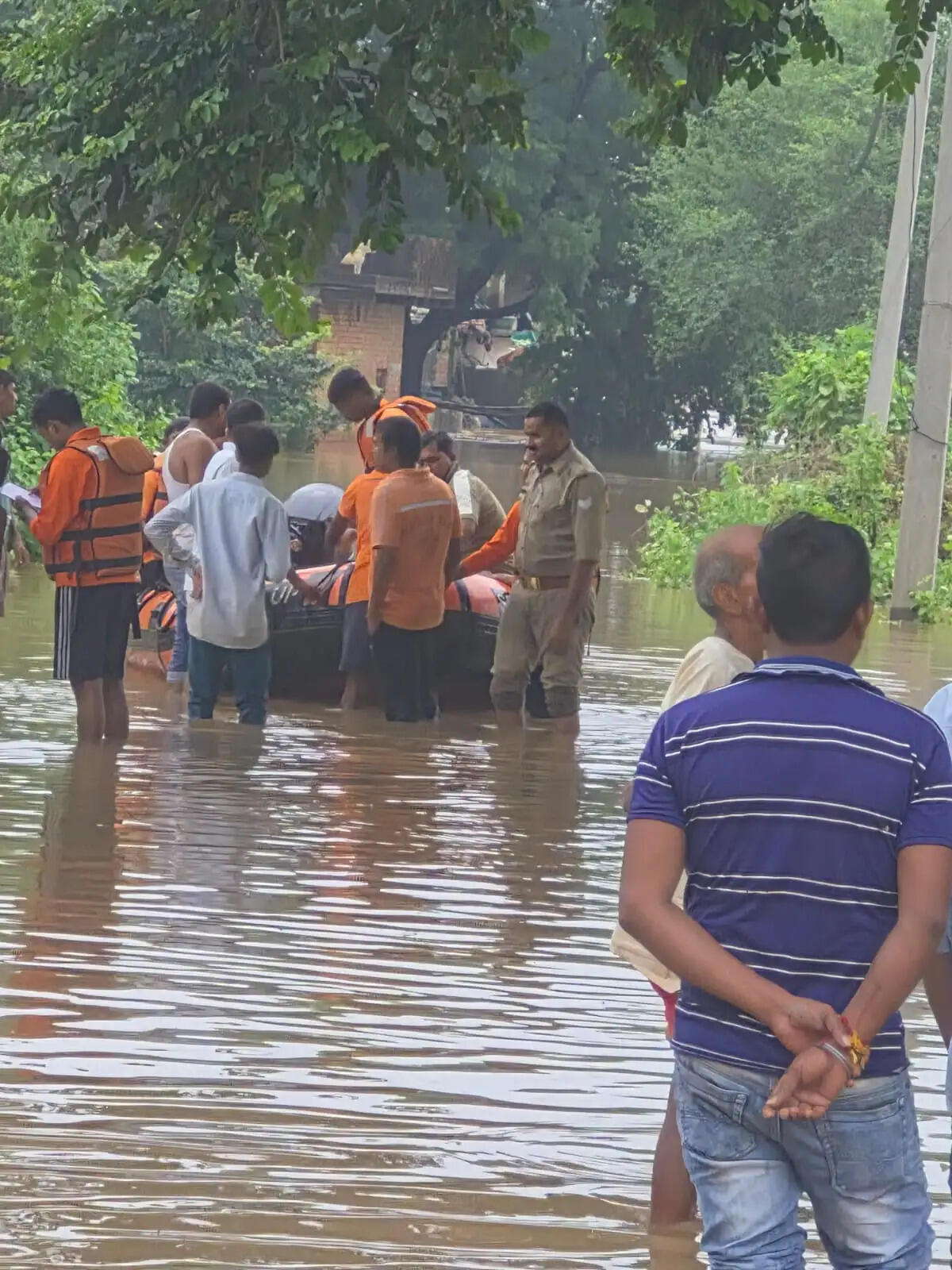 योगी सरकार सतर्क, कई जिलों में 6 सितंबर तक भारी बारिश-बाढ़ का पूर्वानुमान