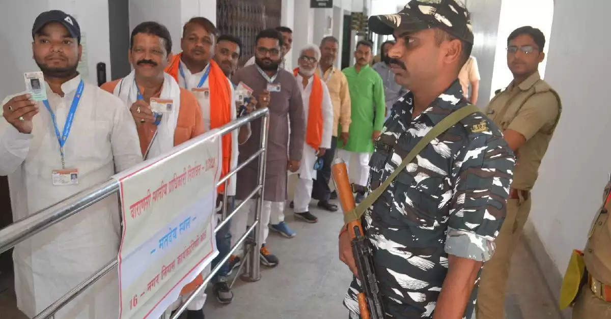 Peoples representatives voted in the local authority election Varanasi 