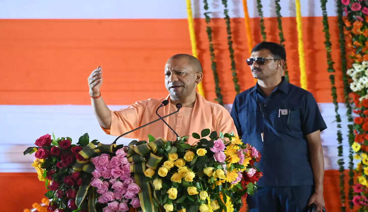 संस्कृत है विज्ञान की भाषा, प्रदेशभर में फिर से शुरू किये जाएंगे गुरुकुल पद्धति के विद्यालय :  योगी आदित्यनाथ