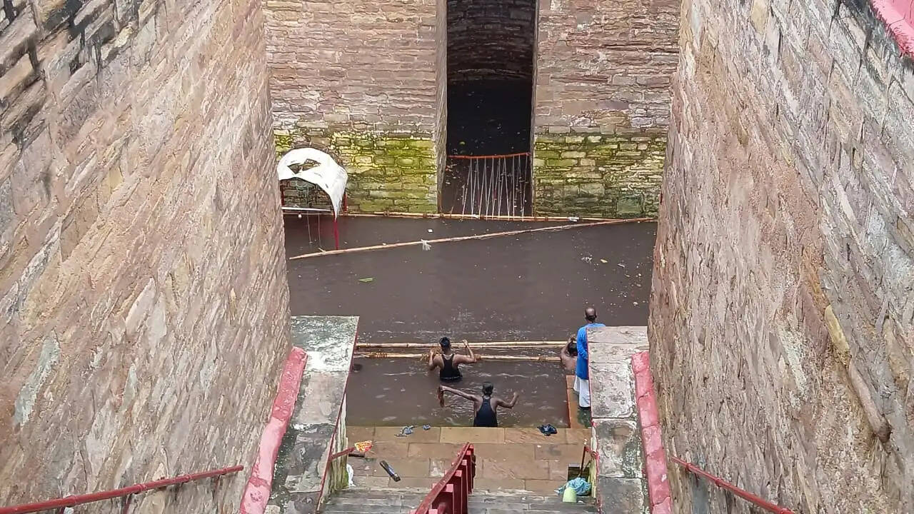 123