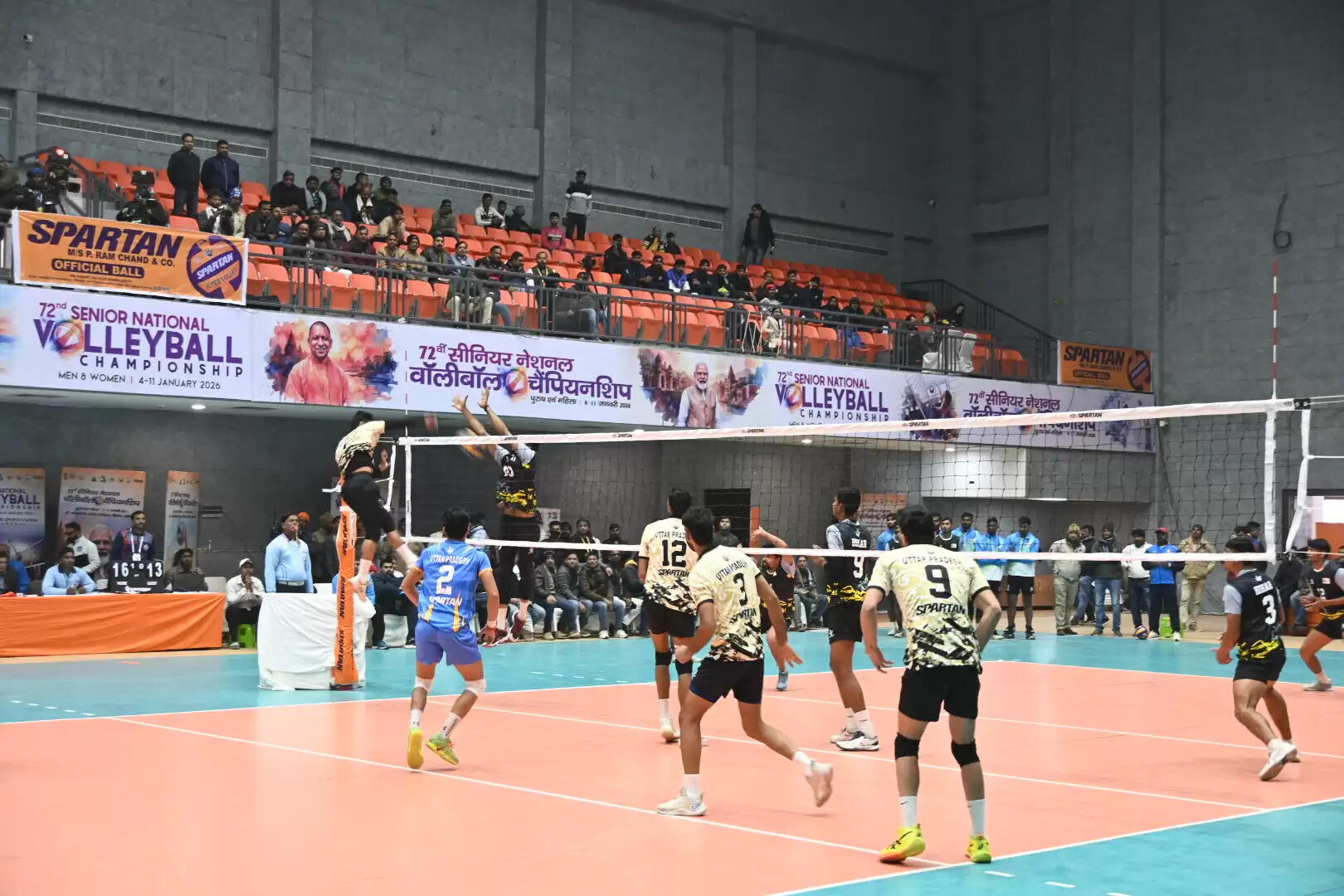 वाराणसी में 72वीं सीनियर नेशनल वॉलीबॉल चैम्पियनशिप का भव्य उद्घाटन