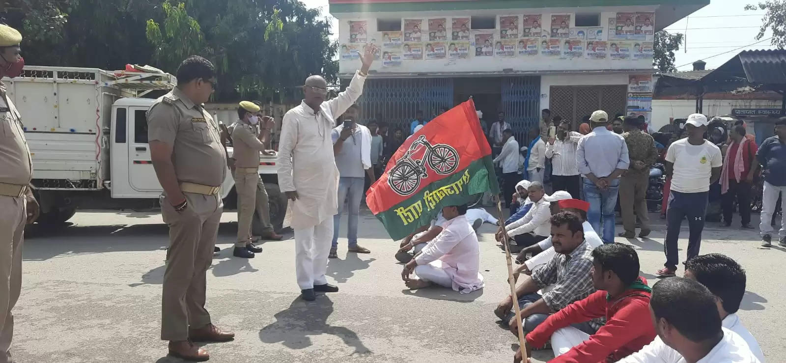 SAPA PROTEST IN CHANDAULI 