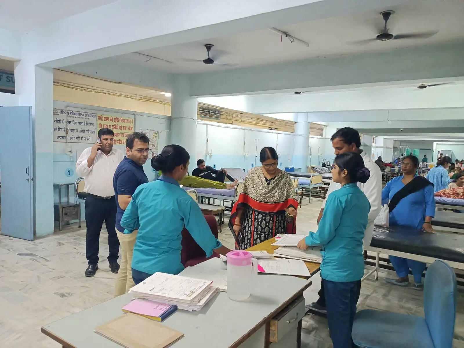 15 मेडिकल कॉलेजों की फार्मेसी में यूपीएफएसडीए ने की औचक जांच, 15 निर्माता फर्मों के 49 सीएंडएफ/डिस्ट्रीब्यूटर/स्टॉकिस्ट को नोटिस