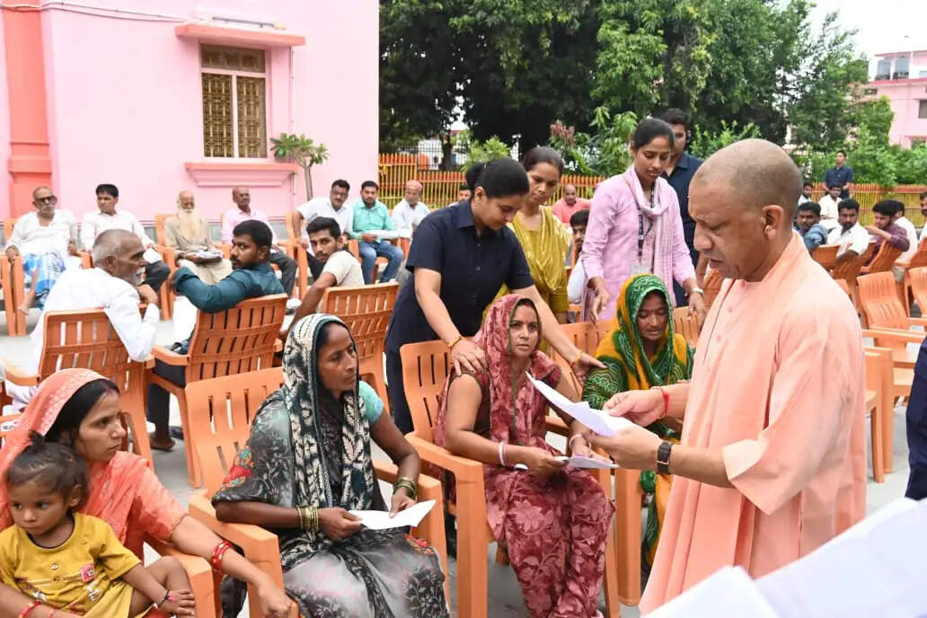 सबकी समस्या का समाधान सरकार की प्रतिबद्धता: मुख्यमंत्री
