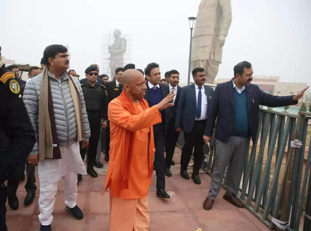 मुख्यमंत्री योगी आदित्यनाथ ने राष्ट्र प्रेरणा स्थल के उद्घाटन समारोह की तैयारियों का किया निरीक्षण, दिए जरूरी दिशा निर्देश