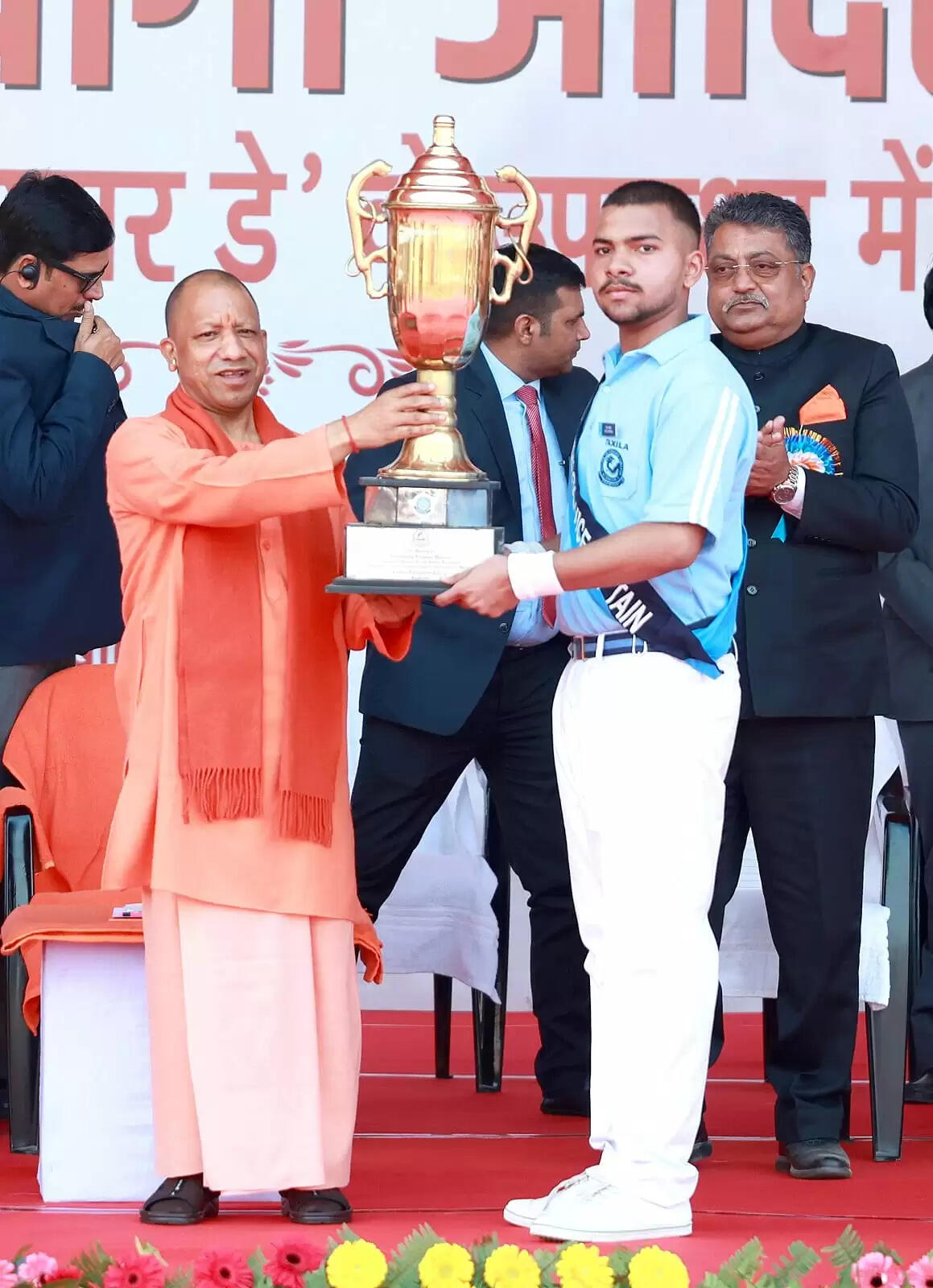 शिक्षा संस्थान समाज को जोड़ने की सबसे बड़ी शक्तिः मुख्यमंत्री योगी