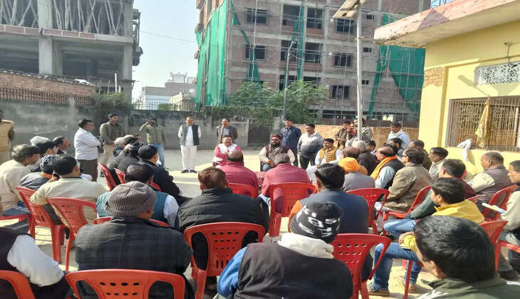 मंत्री रविन्द्र जायसवाल ने वरिष्ठजनों संग की बैठक, विशेष प्रगाढ़ पुनरीक्षण (SIR) में सहयोग की अपील