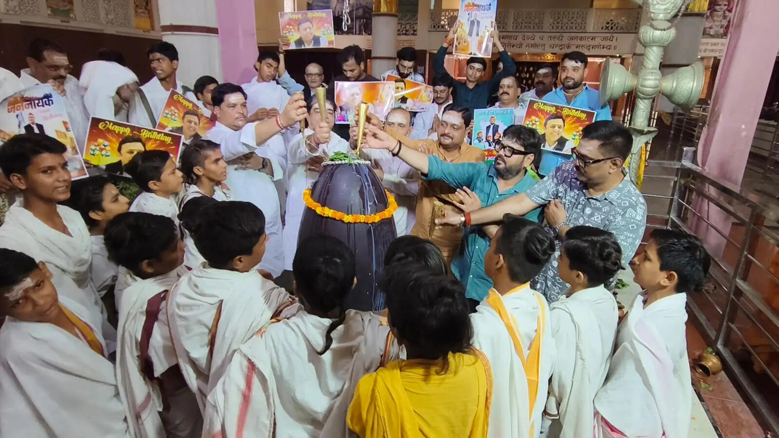 अखिलेश यादव का 53वां जन्मदिन