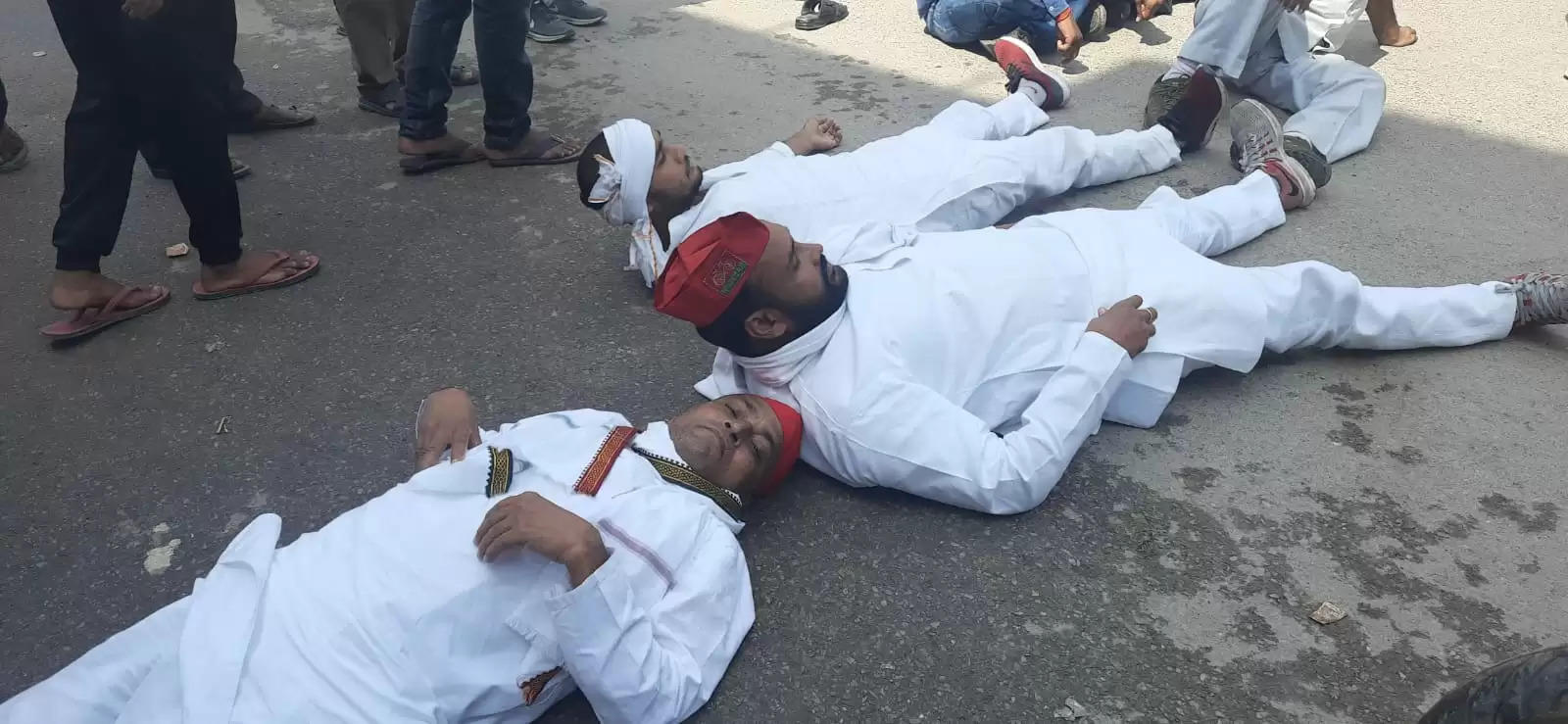 SAPA PROTEST IN CHANDAULI 