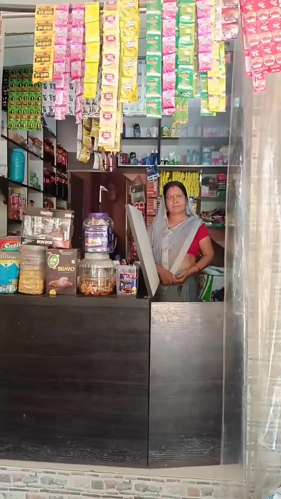 समाचार के लिए एक HERO IMAGE बनाओ 16:9