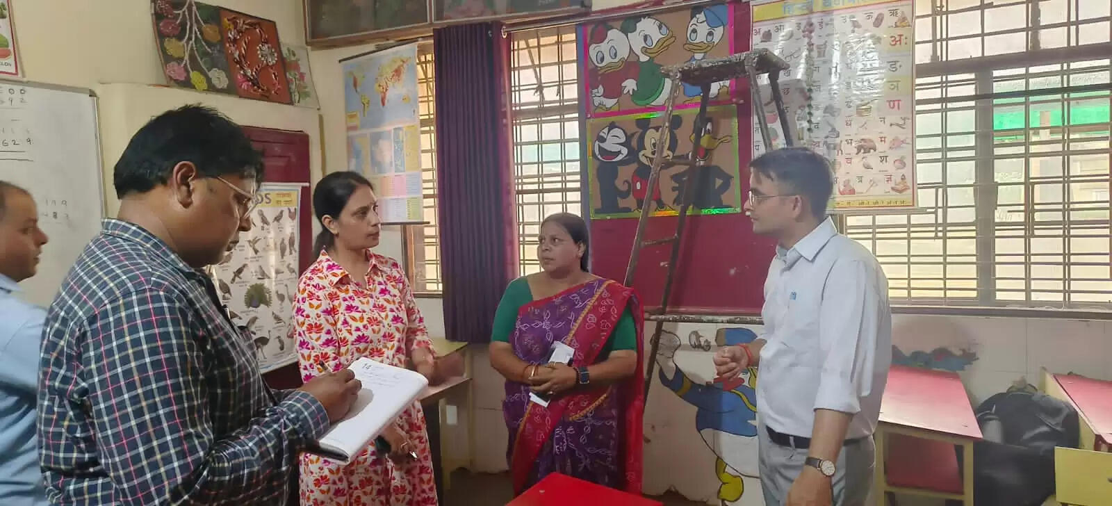 जिलाधिकारी ने किया राजकीय बाल गृह और बालिका गृह का निरीक्षण, दिए सख्त निर्देश