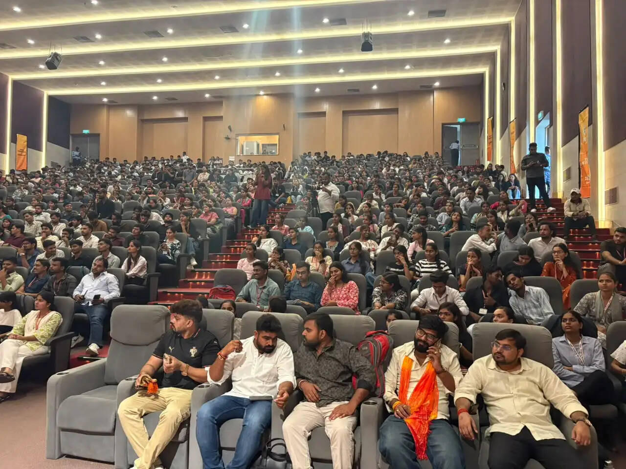 आत्मनिर्भर यूपी की राह में युवाओं के नवाचार को नई उड़ान, अलीगढ़ में यूपी राइज 2026
