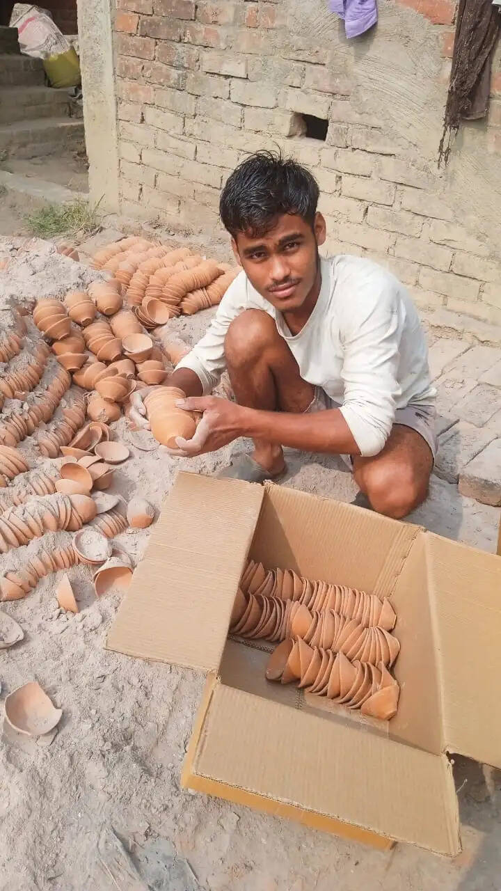 योगी सरकार ने गांवों में ही मुहैया कराए रोजगार के अवसर