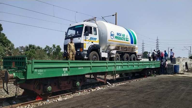 दिल्ली को 120 मीट्रिक टन मेडिकल ऑक्सीजन देगा रेलवे