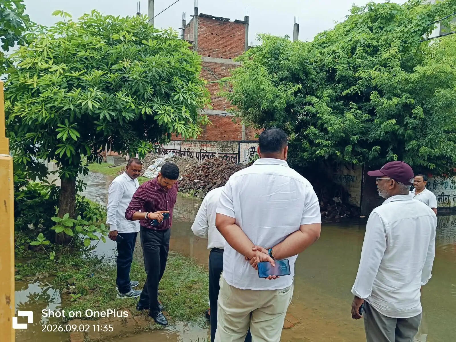 वाराणसी में जलभराव का होगा स्थायी समाधान, विवेका नगर में बनेगा पक्का नाला; अमरा-सुरभि नगर में बिछेगी ड्रेनेज लाइन