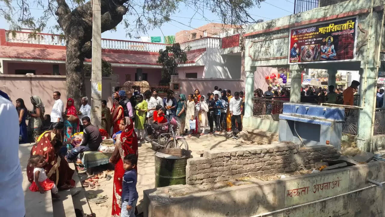 Karmdeshwar Mahadev Temple Varanasi