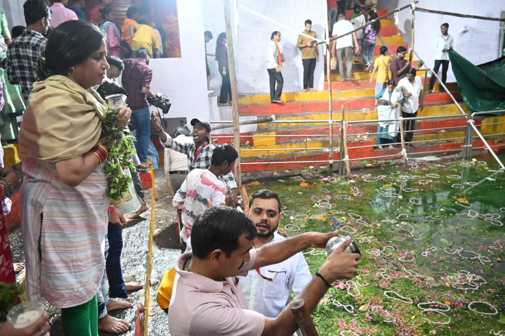 नागकुआं मंदिर
