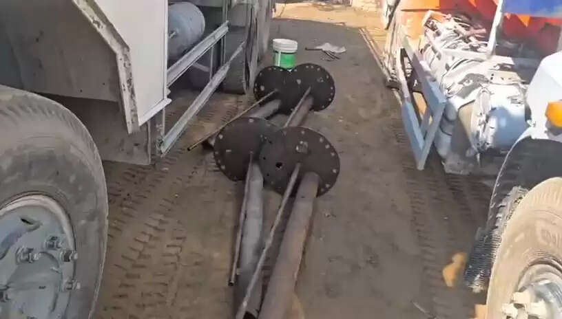   रामनगर में एसओजी की ताबड़तोड़ कार्रवाई, तेल कटिंग के अवैध धंधे का भांडाफोड़, 8 गिरफ्तार