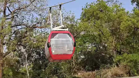  सीएम योगी ने ब्रजवासियों को दी रोप-वे की सौगात