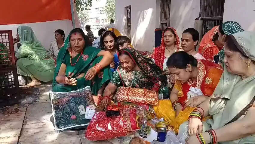 123