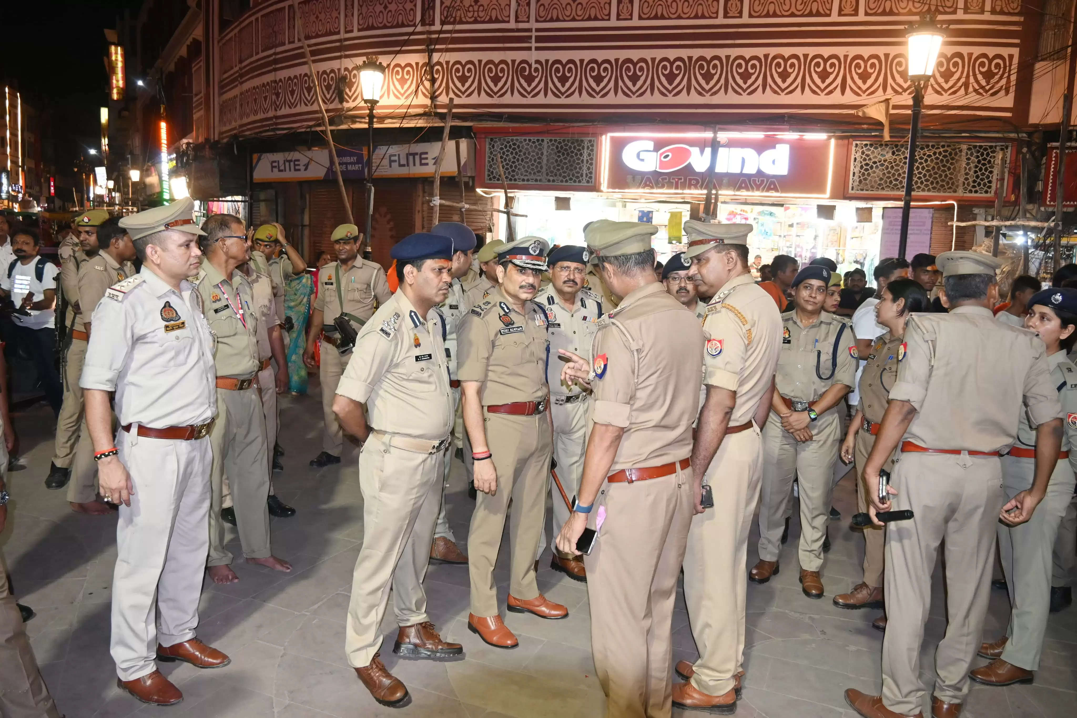 varanasi police commisioner