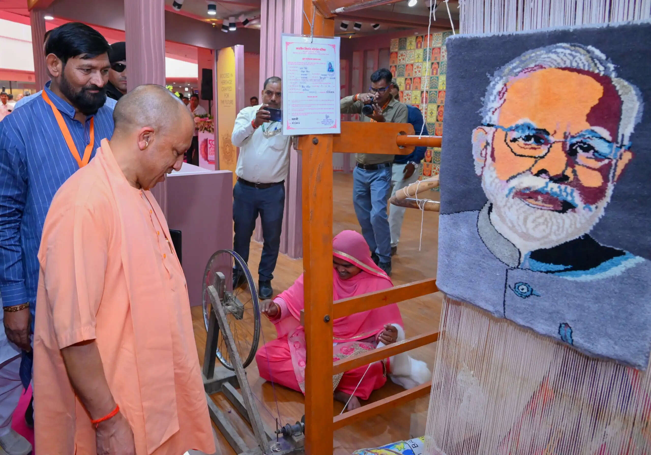 भदोही के नौजवानों की डिग्री पर होगी अब अपने जिले की पहचान, काशी नरेश विश्वविद्यालय की मिलेगी उपाधि: सीएम योगी