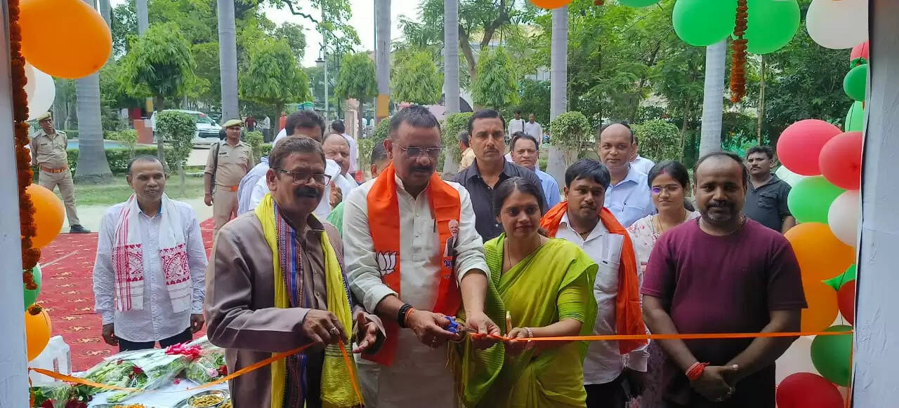 प्रदर्शनी में दिखी आपातकाल की विभीषिका, मेयर बोले, इमरजेंसी को नहीं भूलेगा देश, लोकतंत्र की रक्षा को देशवासी सजग