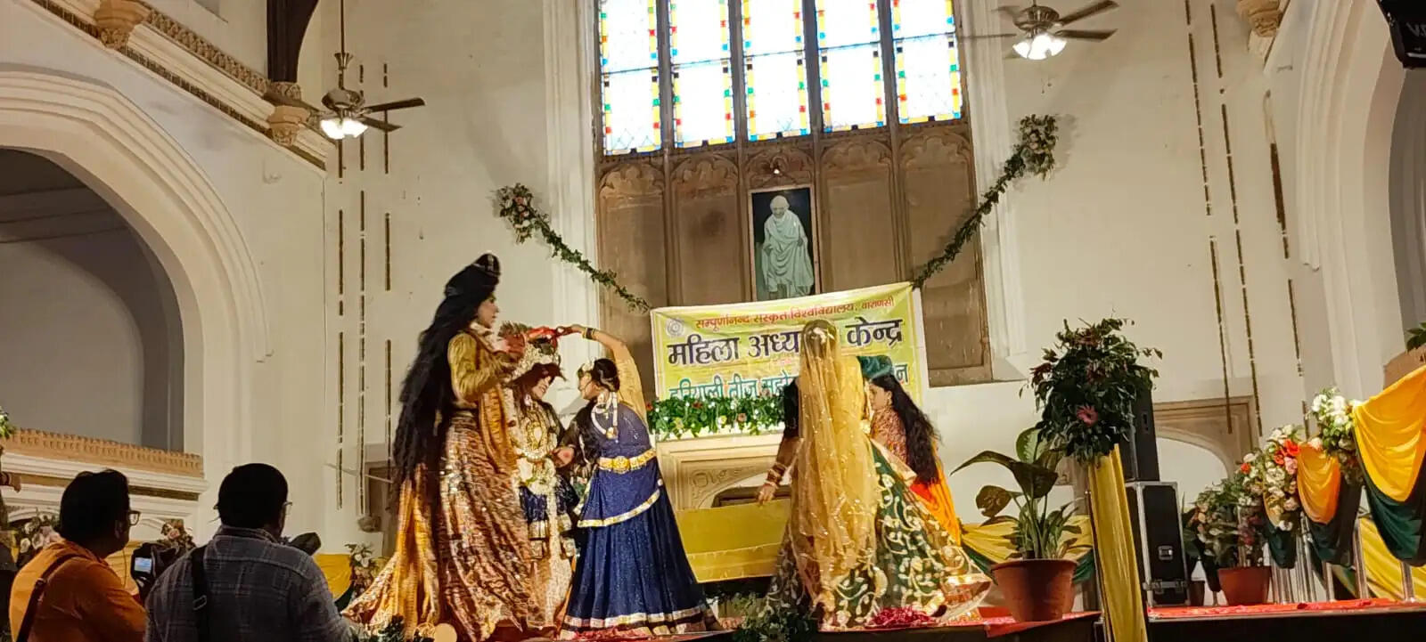 ​जलकल विभाग ने दिया सात दिन का सीवर लाइन पर अवैध कब्जा हटाने का अल्टीमेटम  -​नावेद कॉम्प्लेक्स को गिराना होगा सीवर लाइन के ऊपर बना अवैध निर्माण, नोटिस जारी  -​अधिशासी अभियंता ने दी चेतावनी, स्वयं न हटाने पर नगर निगम करेगा बुलडोजर कार्रवाई 
