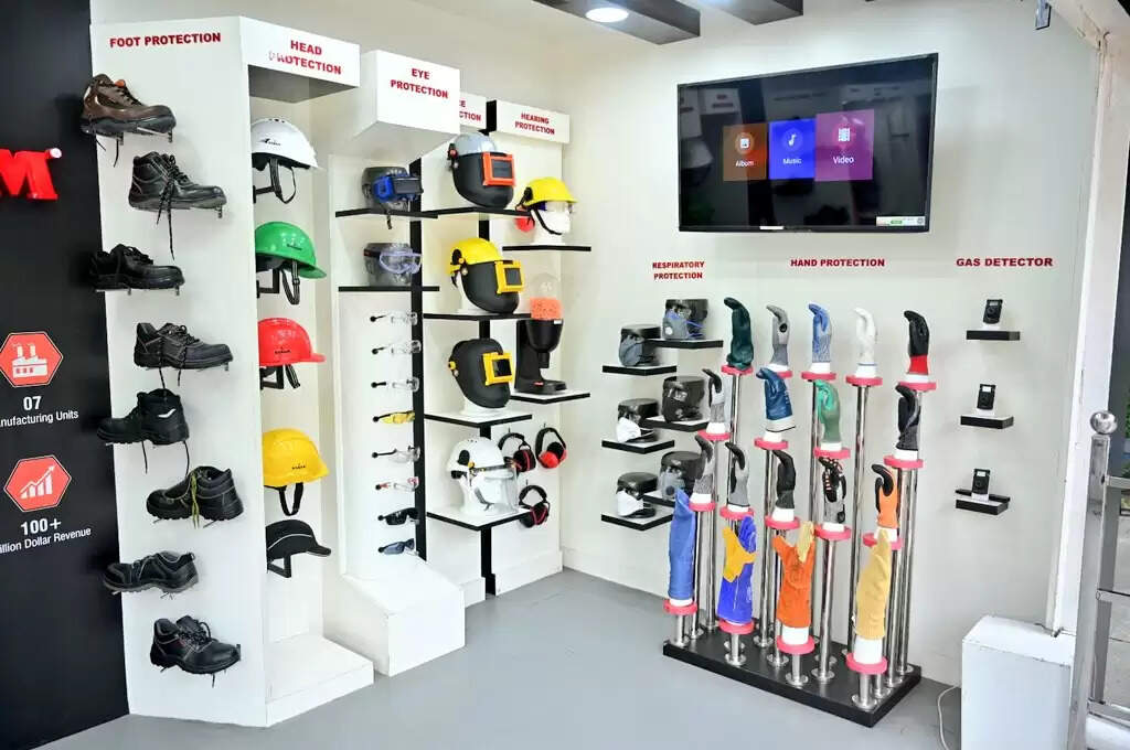 बरेका में मोबाइल डेमो वैन के माध्यम से संरक्षा जागरूकता कार्यक्रम का आयोजन