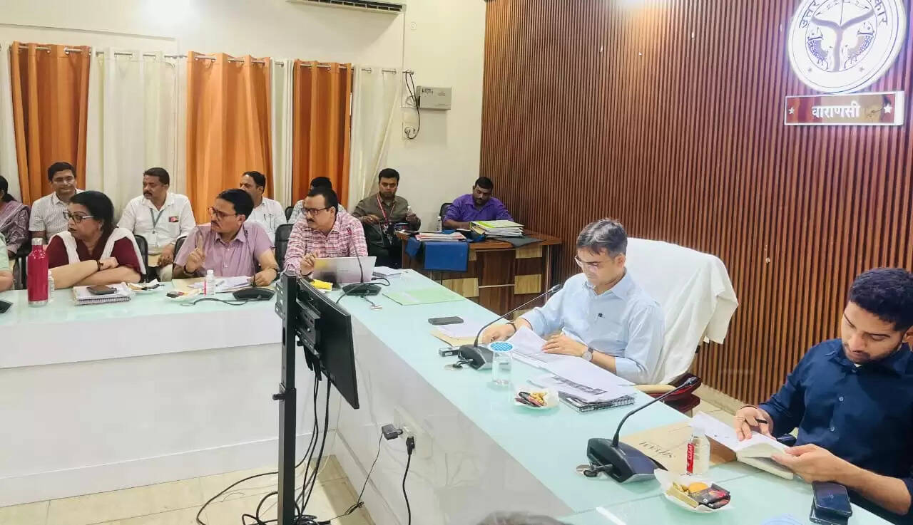 वाराणसी में एक जुलाई से शुरू होगा संचारी रोग नियंत्रण अभियान, डीएम ने की तैयारियों की समीक्षा, माइक्रो प्लान बनाने का दिया निर्देश&nbsp;