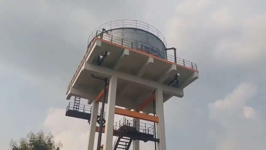 123
