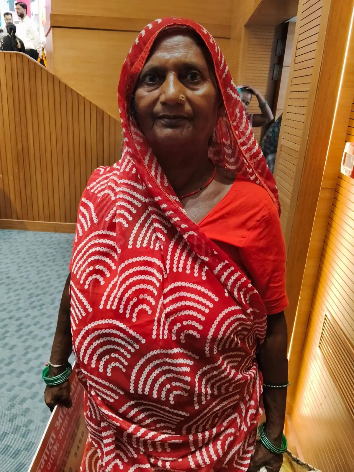 &nbsp;  ‘अब जब चाहे अयोध्या-काशी जाएंगे’, निशुल्क सफर की सौगात पर भावुक हुईं बुजुर्ग