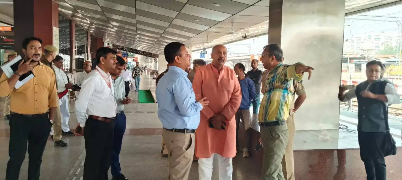 PM Modi Varanasi Visit 2025, Vande Bharat Train Varanasi, Banaras Station Inspection, Bareka PM Modi Stay, Varanasi News, PM Modi in Banaras, Modi Two Day Visit Varanasi, Kashi Updates
