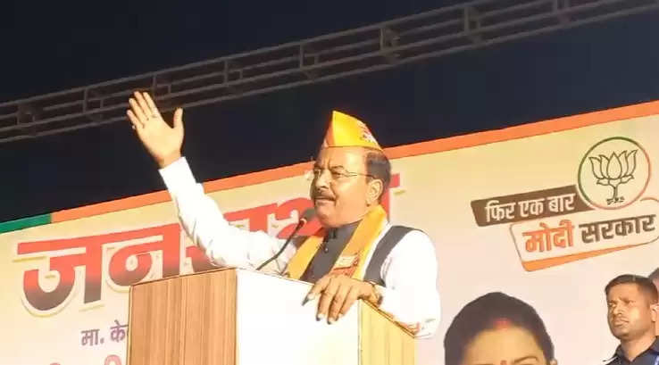 smriti irani in varanasi